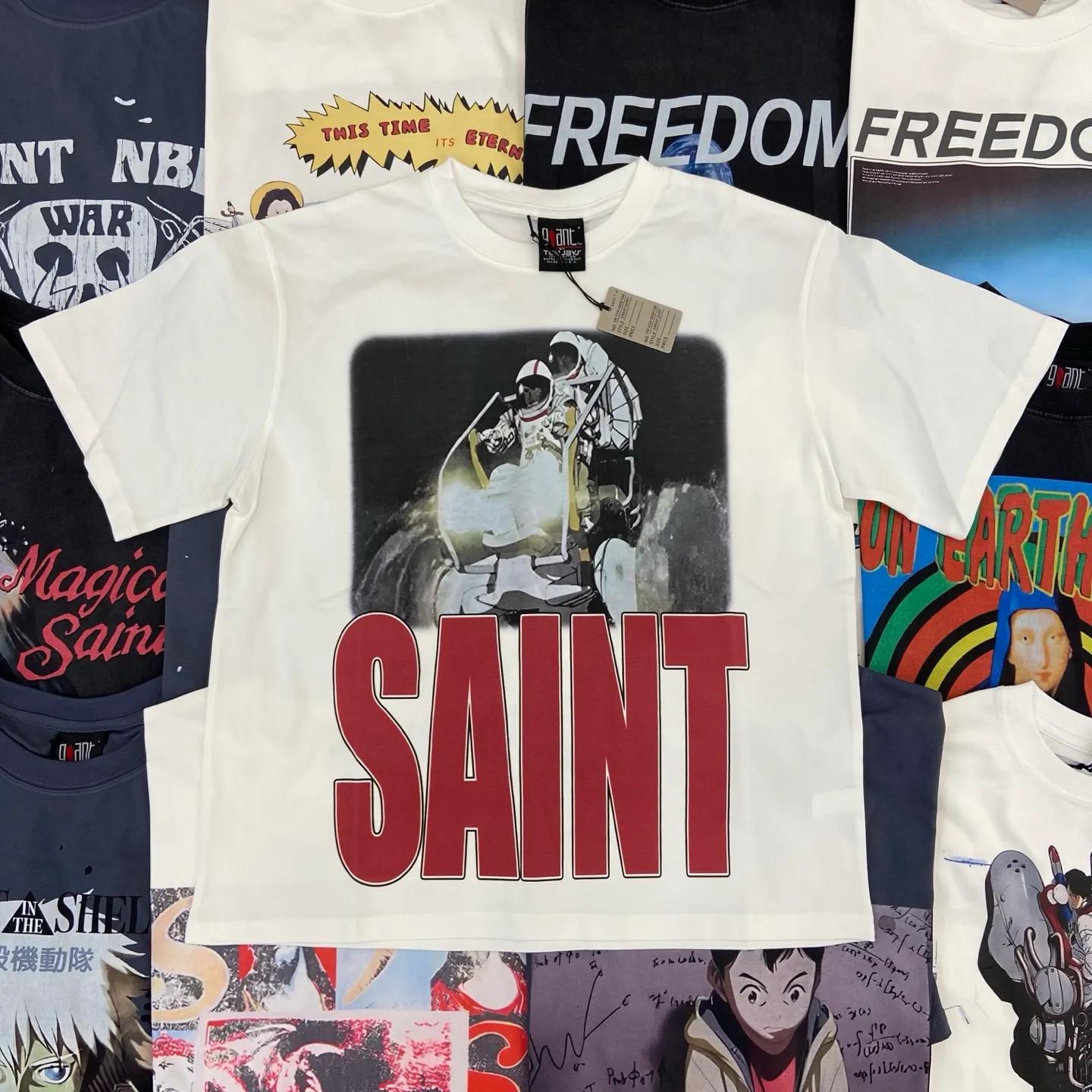 Saint Michael series of new American retro washed and distressed niche printed pure cotton loose short-sleeved T-shirts with digital white ink direct injection, breathable fabrics and three-dimensional and clear patterns. Fabric: Double yarn 240g Size: S-M-L-XL
